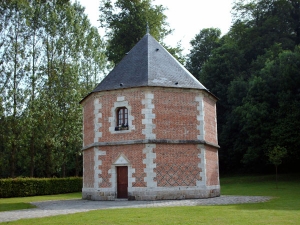 Taubenturm aus dem 15. Jahrhundert 